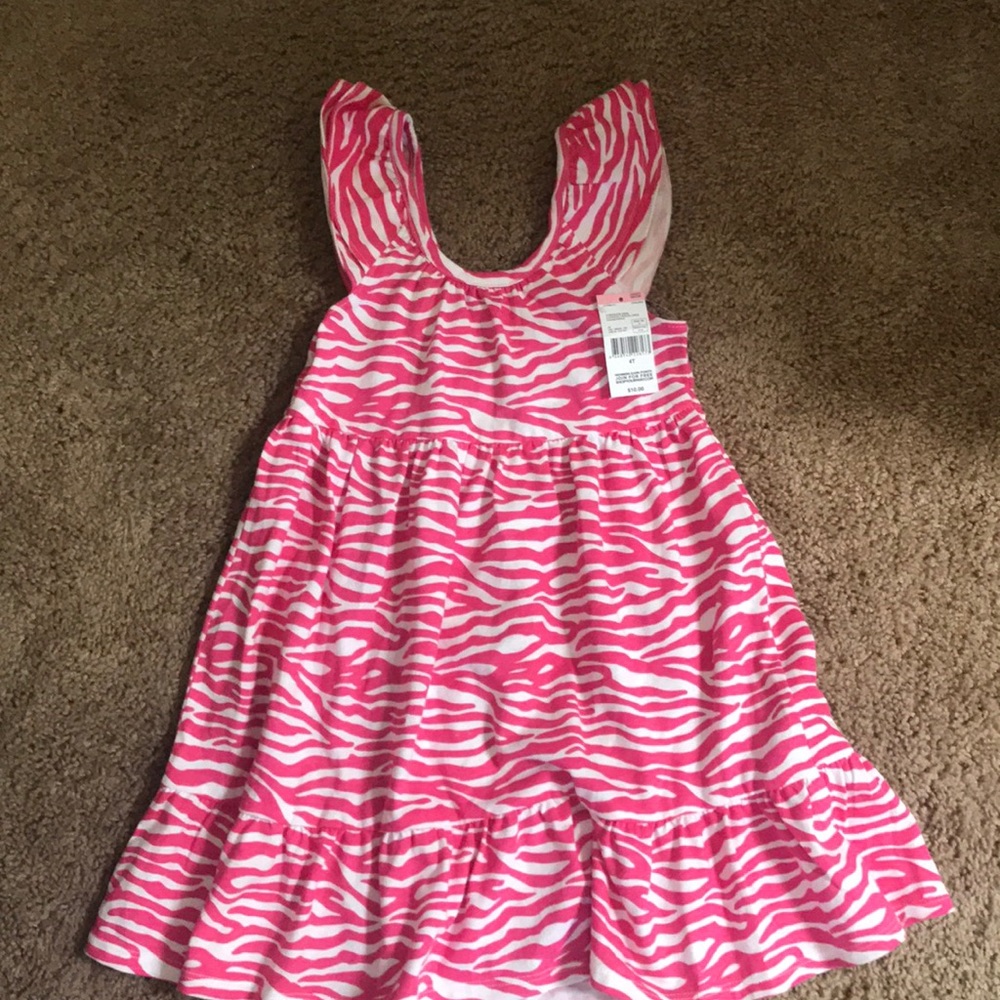 Brand new super cute dress.